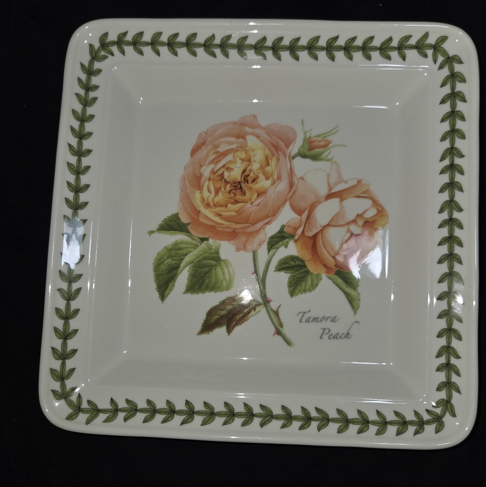 Portmeirion Botanic Roses Tamora Peach 8.25” Square Dish